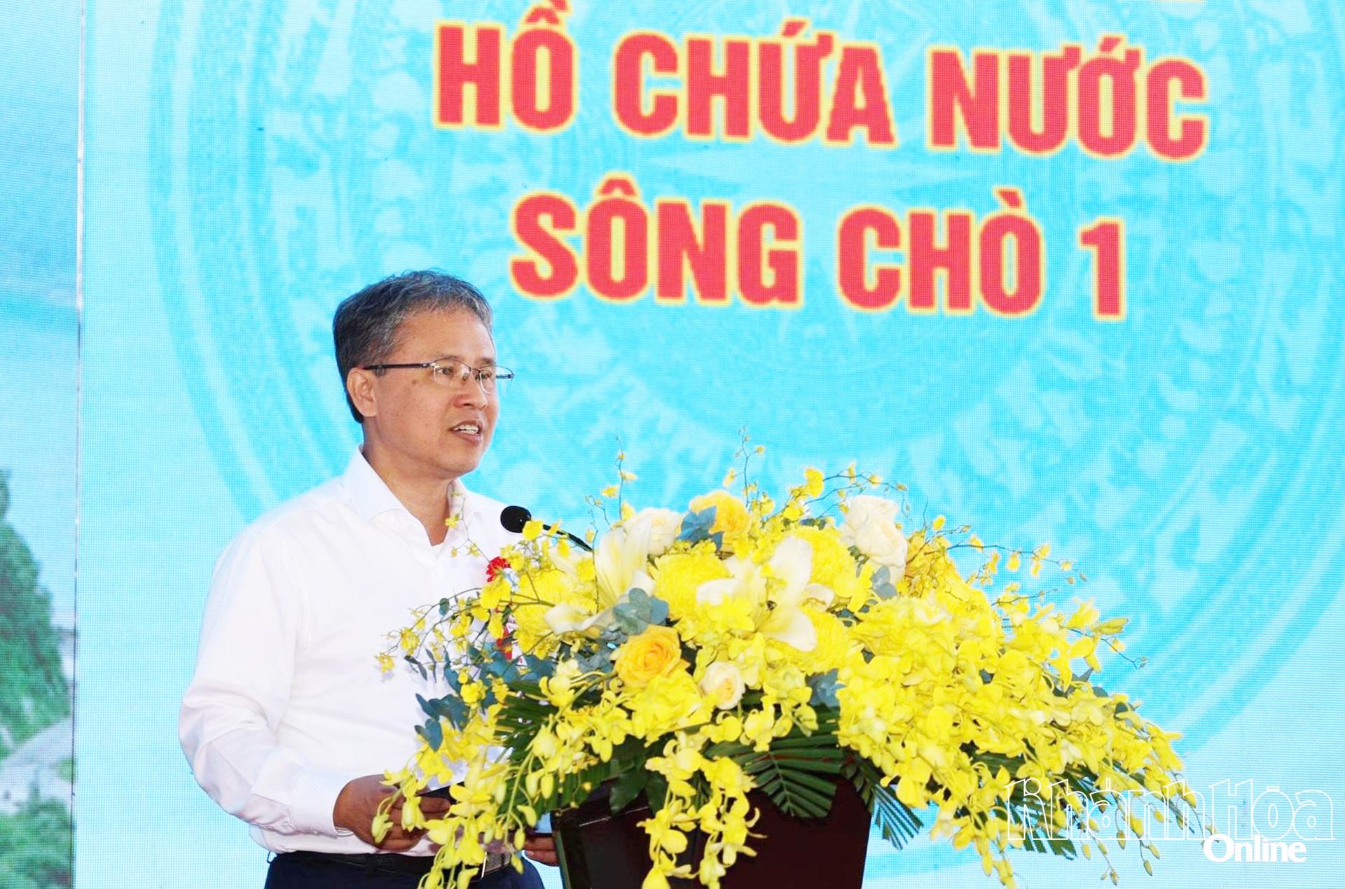 Phó Chủ tịch UBND tỉnh Trần Hòa Nam phát biểu tại lễ khánh thành.