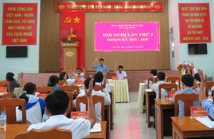 Đảng ủy xã Vạn Ninh triển khai công tác năm 2026