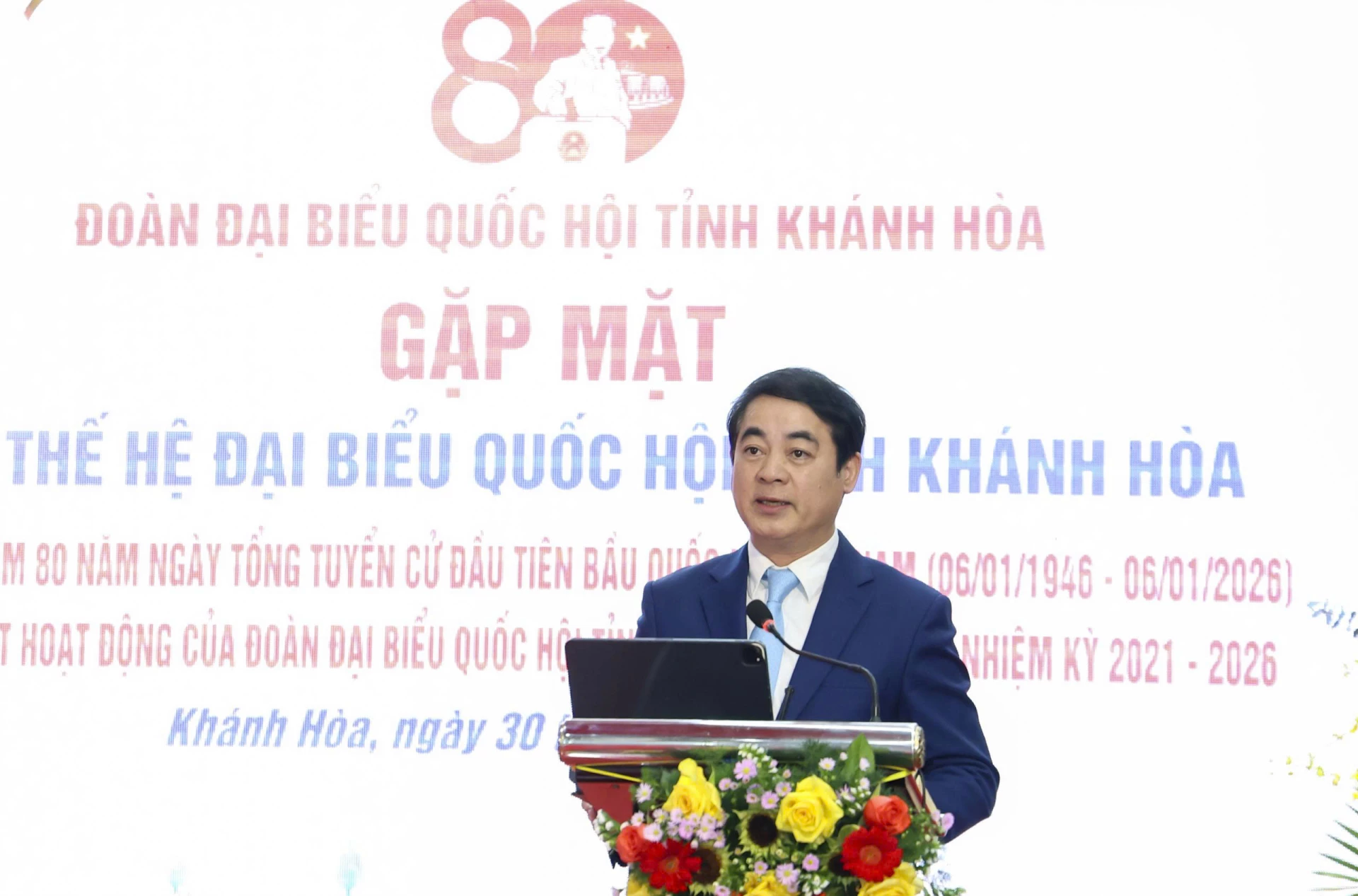 Đồng chí Bí thư Tỉnh ủy Nghiêm Xuân Thành phát biểu tại buỗi lễ.