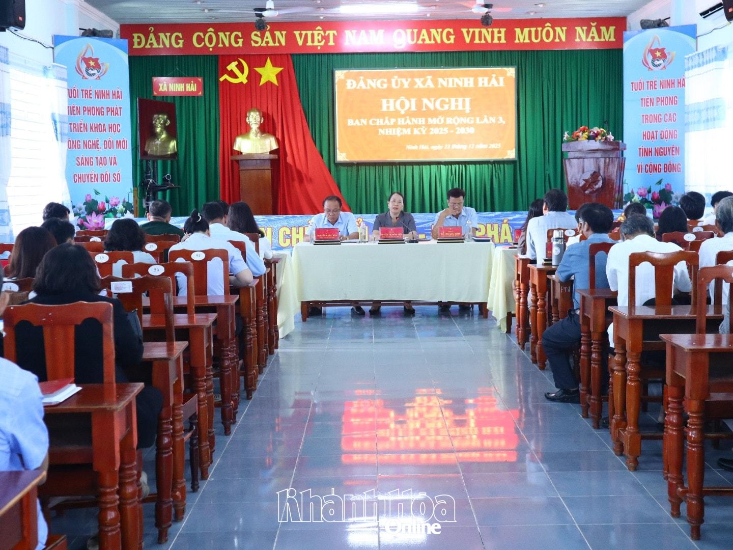 Quang cảnh hội nghị.