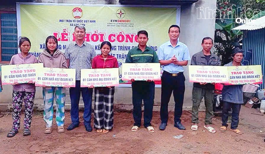 Ủy ban Mặt trận Tổ quốc xã Lâm Sơn phối hợp Công ty Cổ phần Thủy điện Đa Nhim – Hàm Thuận – Đa Mi khởi công 6 căn nhà mới với tổng trị giá 600 triệu đồng.
