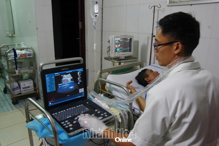 Bệnh xá đảo Trường Sa cấp cứu kịp thời ngư dân bị viêm bàng quang