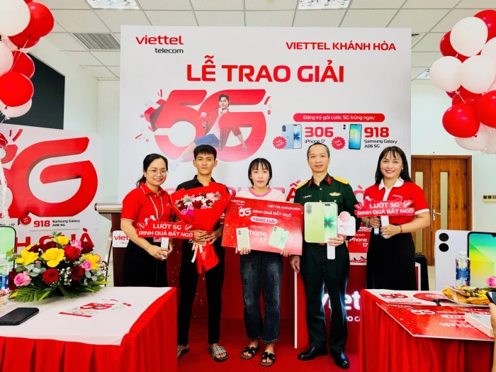 Viettel Khánh Hòa trao thưởng chương trình “Lướt 5G - Rinh quà bất ngờ” đợt 1