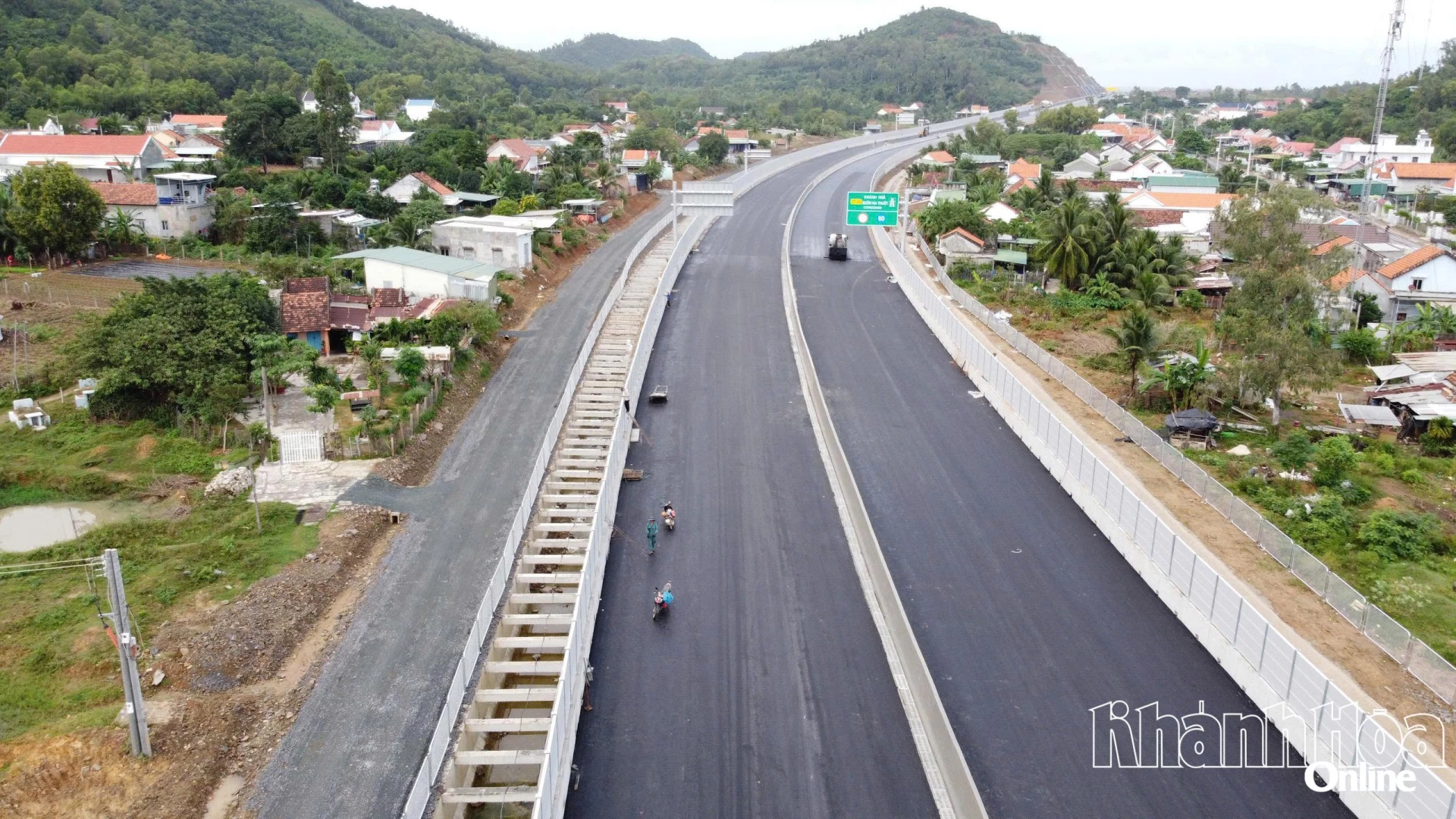 First 20km of Khanh Hoa - Buon Ma Thuot Expressway ready to open to traffic