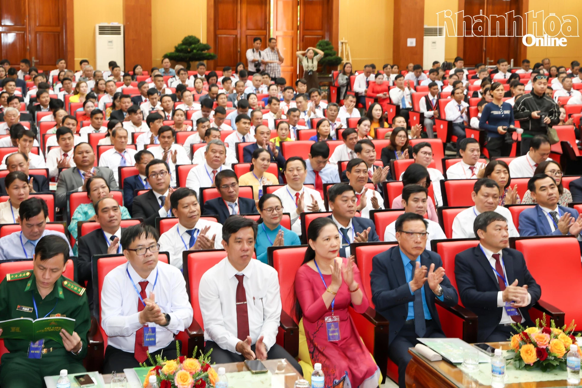 Các đại biểu tham dự đại hội