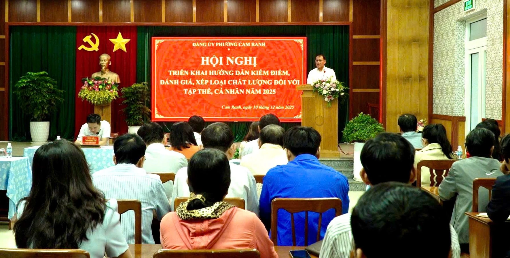 Quang cảnh hội nghị.