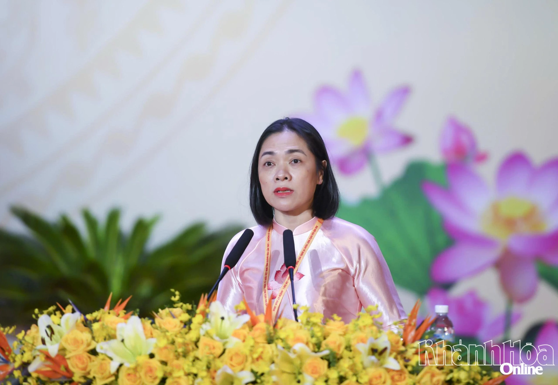 Đồng chí Trần Thu Mai phát biểu.
