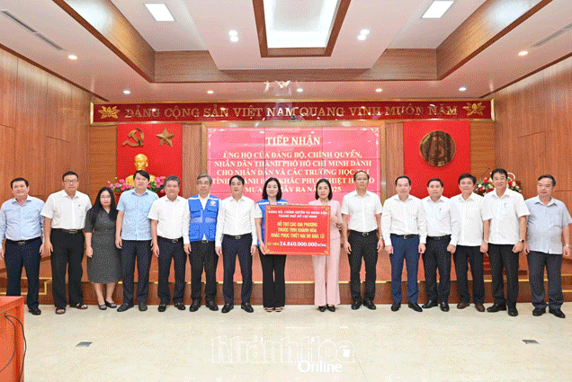 Podcast: Bản tin ngày 13-12