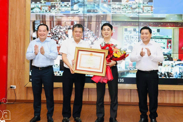 Podcast: Bản tin ngày 15-12