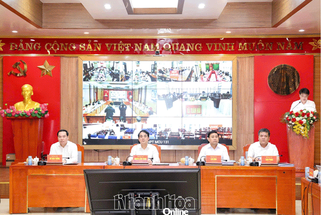 Podcast: Bản tin ngày 30-12