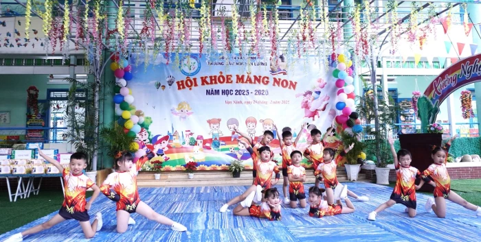 Trường Mầm non Vạn Lương tổ chức Hội khỏe măng non năm học 2025 - 2026