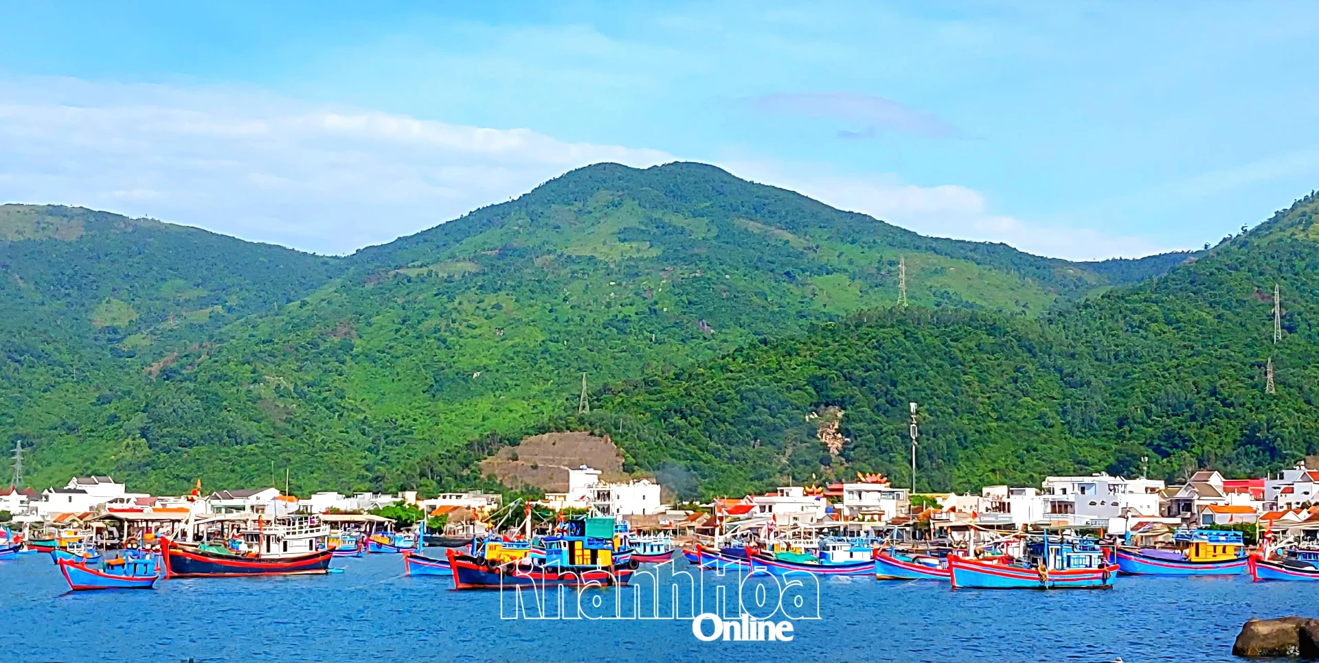 Các tàu cá được kiểm soát chặt chẽ, đủ điều kiện hoạt động mới được xuất bến.