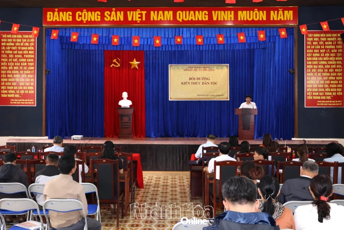 Hơn 150 học viên được bồi dưỡng kiến thức dân tộc 