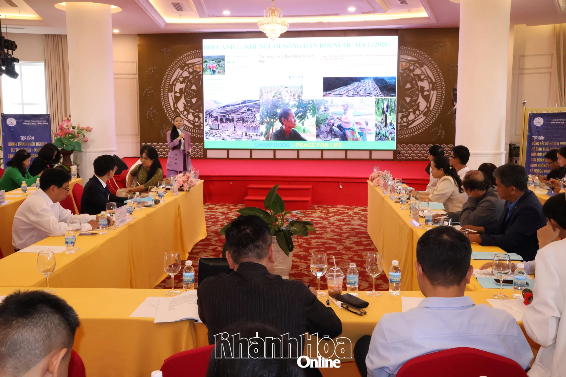 Thạc sỹ Nguyễn Thu Hồng - CEO Công ty CP Thực phẩm Cam Ranh với chủ đề “Enzyme định vị lại giá trị tài nguyên trái cây bản địa hướng đến nền kinh tế bền vững và thịnh vượng”