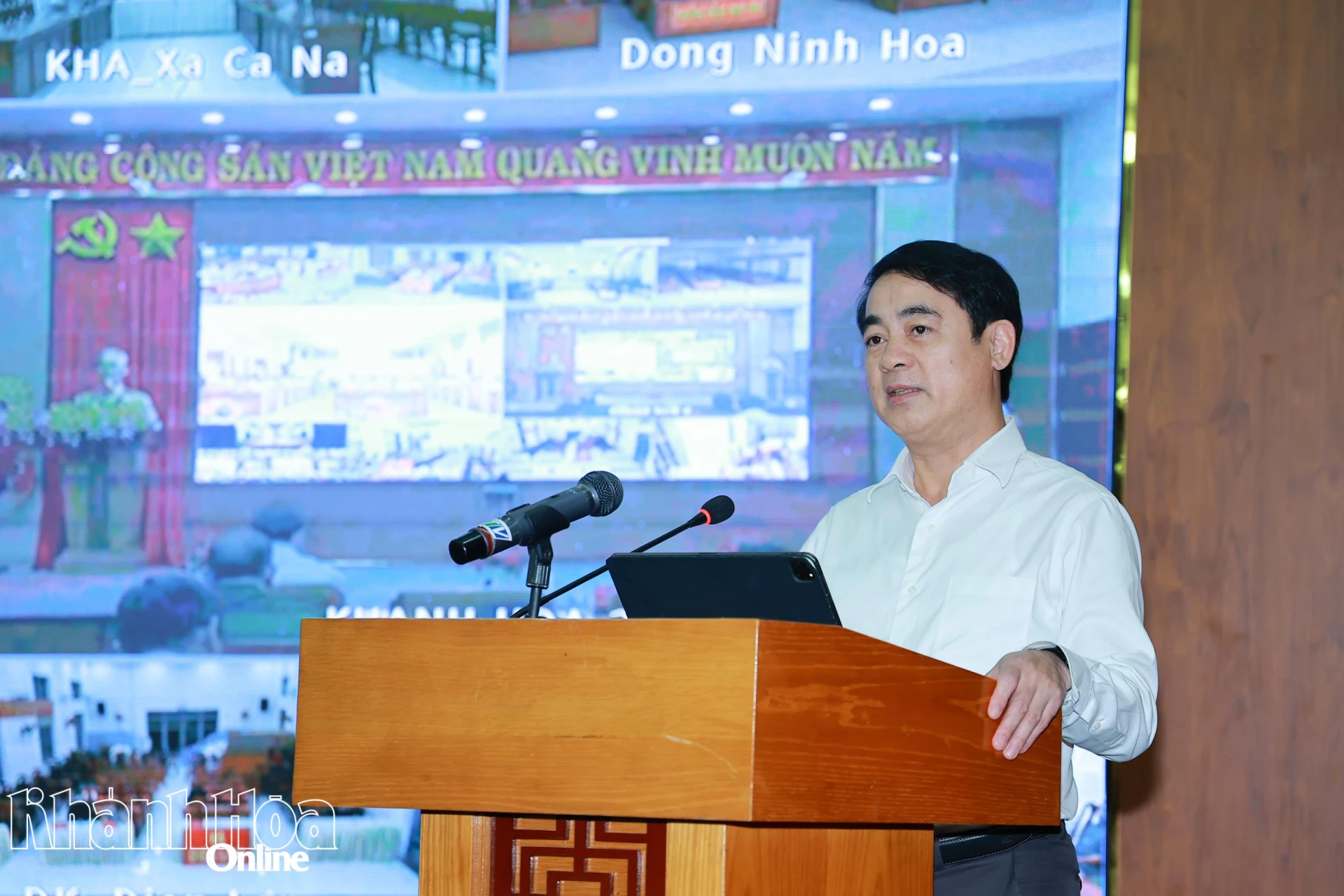 Đồng chí Nghiêm Xuân Thành phát biểu chỉ đạo tại hội nghị.  