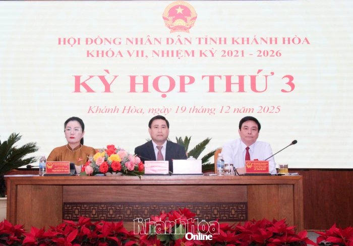 Bế mạc Kỳ họp thứ 3, HĐND tỉnh Khánh Hòa khóa VII