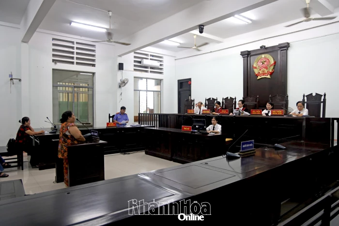 Lập khống hợp đồng đặt cọc, chiếm đoạt hàng chục tỷ đồng