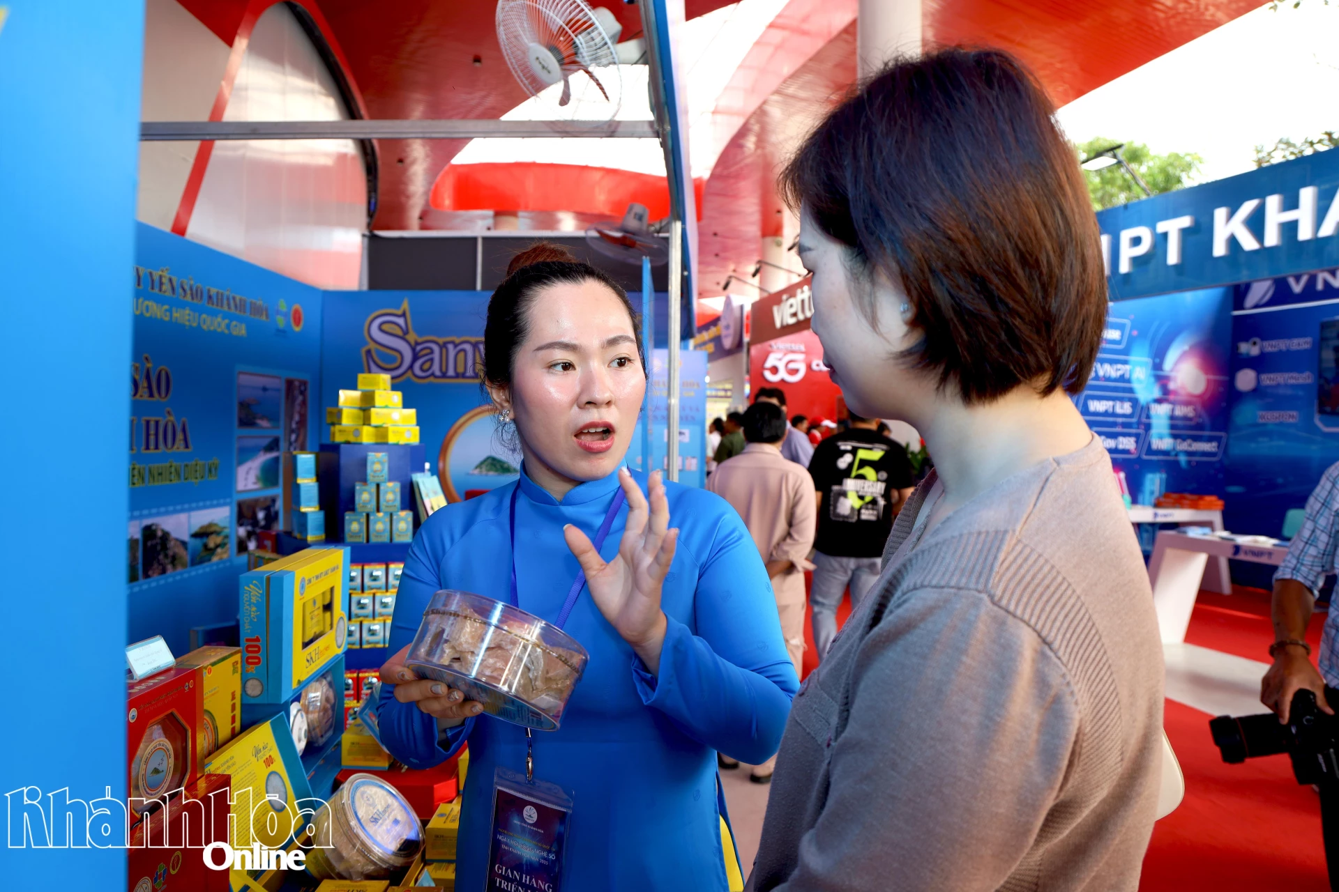 Ngày hội có sự tham gia của nhiều doanh nghiệp.  