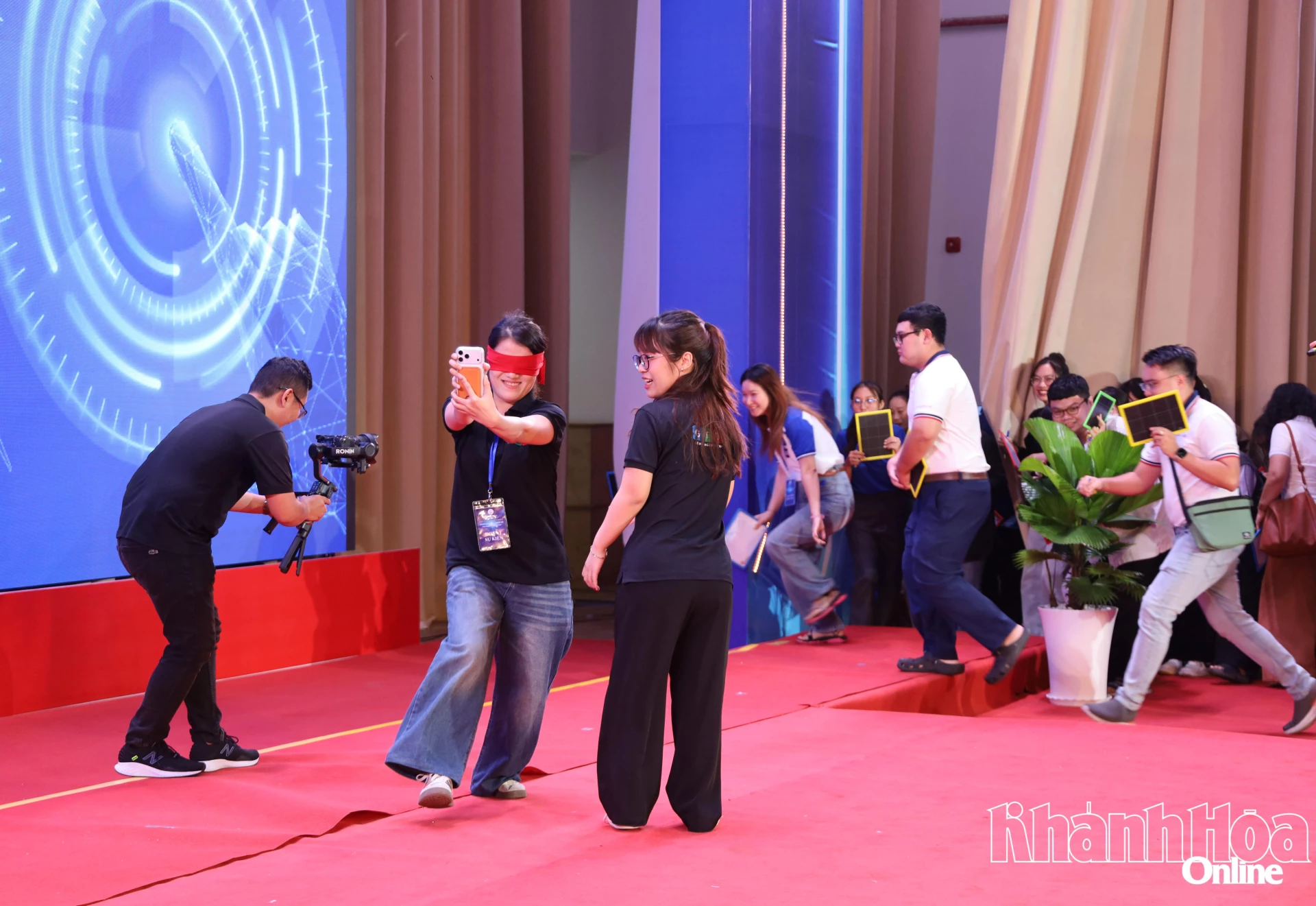 “Camera quyền năng” khiến các thí sinh Rung chuông vàng khẩn cấp né tránh để không lọt vào khung hình, dẫn tới mất quyền thi đấu. 