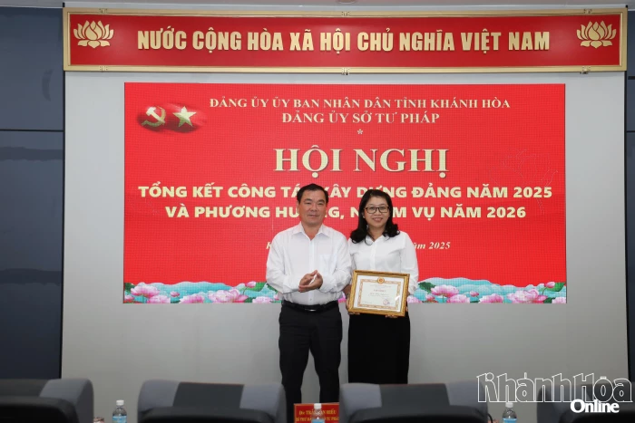 Đảng bộ Sở Tư pháp có 1 tập thể, 5 cá nhân hoàn thành xuất sắc nhiệm vụ năm 2025