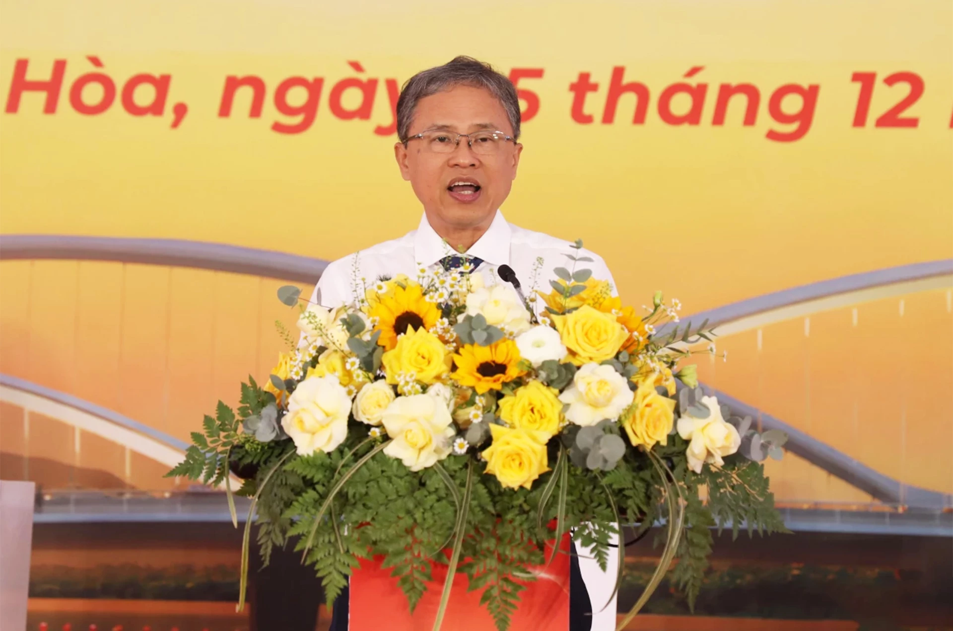 Đồng chí Trần Hòa Nam phát biểu tại buổi lễ