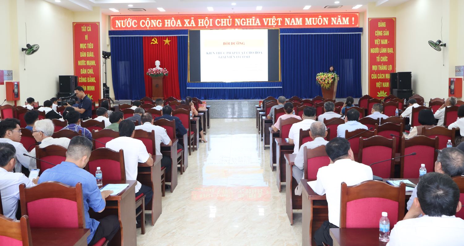 Quang cảnh hội nghị.