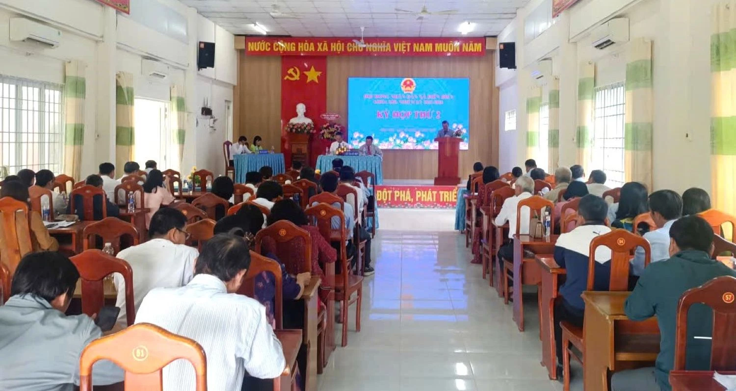 Quang cảnh tại kỳ họp.