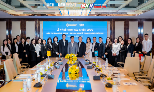 Đại học Kinh tế TP. Hồ Chí Minh đồng hành với tỉnh Khánh Hòa trên nhiều lĩnh vực phát triển - Báo Khánh Hòa