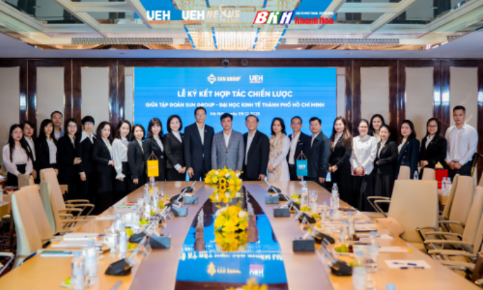 Đại học Kinh tế TP. Hồ Chí Minh đồng hành với tỉnh Khánh Hòa trên nhiều lĩnh vực phát triển