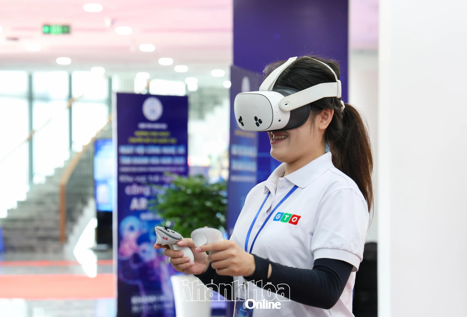 Trải nghiệm thực tế ảo tại ngày hội.