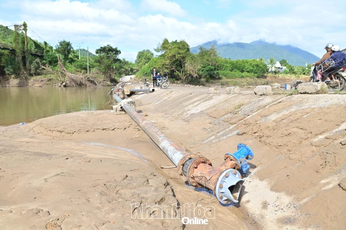 Thôn Hòn Dù, xã Tây Khánh Vĩnh: Mong sớm khắc phục hệ thống cấp nước sạch
