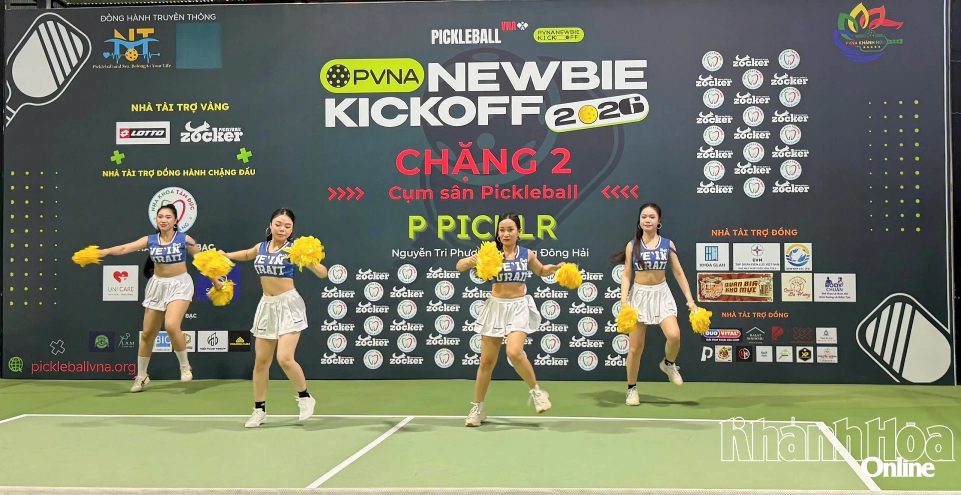 Tiết mục văn nghệ sôi động chào mừng giải đấu.