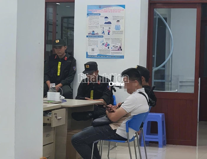 Cục Cảnh sát kinh tế khám xét tại Công ty Cổ phần Dược phẩm Khánh Hòa