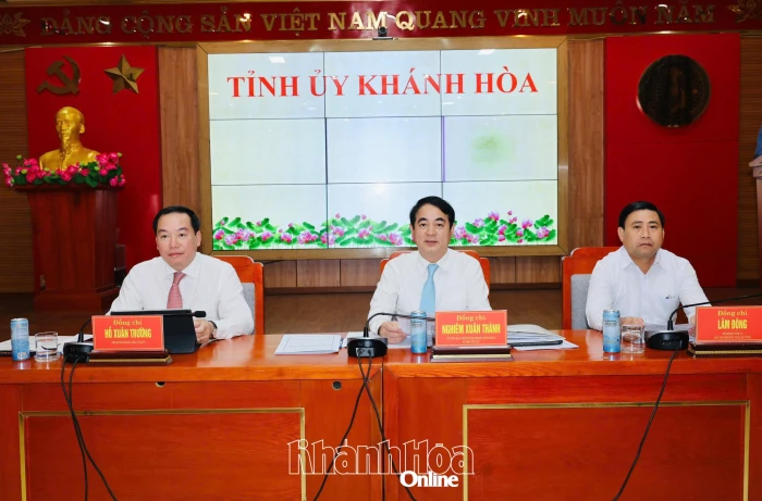 Thường trực Tỉnh ủy Khánh Hòa nghe báo cáo công tác chuẩn bị Hội thảo khoa học quốc gia về khoa học, công nghệ và đổi mới sáng tạo