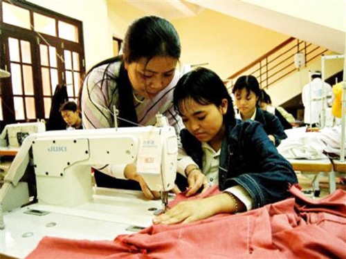 Giáo dục hướng nghiệp trong nhà trường, cần một cách làm mới