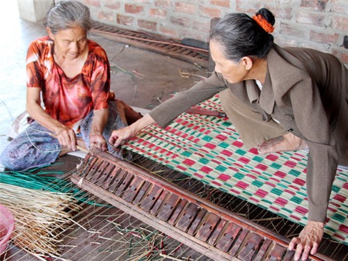 Giữ nghề chiếu An Thạnh