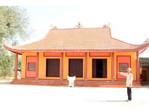 Đình làng La Chữ