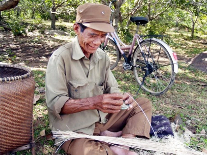 Phước Chiến lưu giữ và phát triển nghề đan lát truyền thống