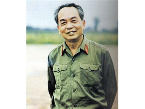 Hát về Đại tướng Võ Nguyên Giáp