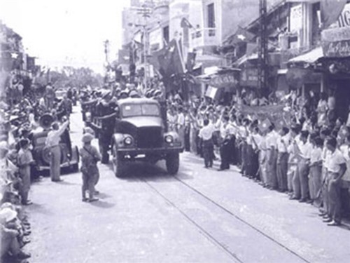 Cảm xúc tháng Mười