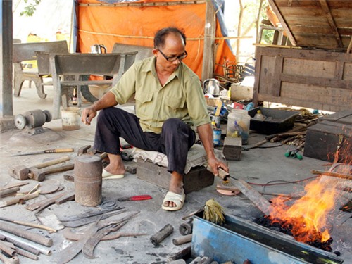 Nghề rèn của đồng bào Raglai