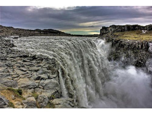 Chiêm ngưỡng thác nước hùng vĩ nhất châu Âu