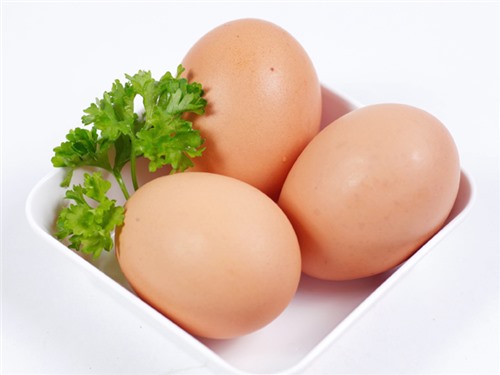 Những thứ tuyệt đối không để trong lò vi sóng