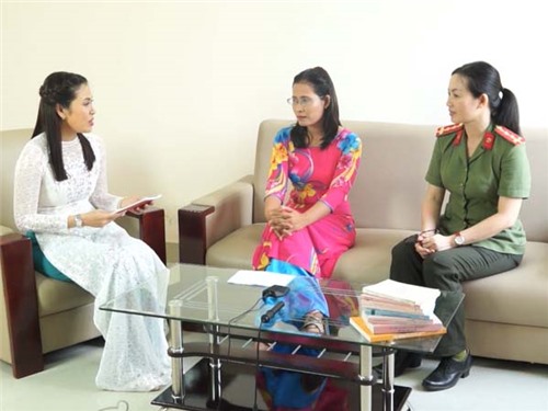 Gặp gỡ các nữ phóng viên đang làm công tác báo chí trên địa bàn tỉnh