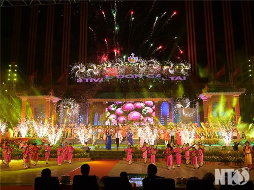 Festival Đờn ca tài tử Quốc gia lần 2 - Bình Dương năm 2017: “Đờn ca tài tử Nam bộ - Báu vật đất phương Nam”