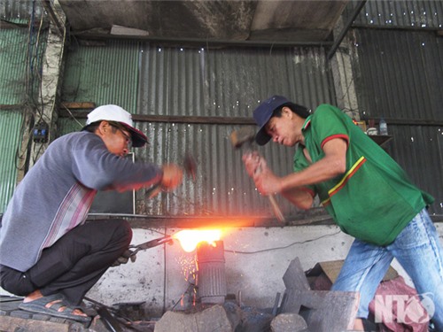 Trăm năm nghề rèn Nhị Thành