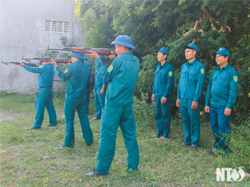 Những “Chiến sĩ sao vuông” giữ bình yên thôn xóm