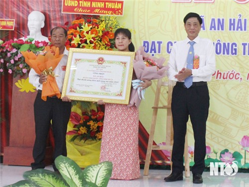 Lễ công bố xã An Hải đạt chuẩn nông thôn mới nâng cao