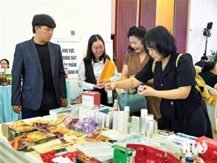 Đẩy mạnh xúc tiến thương mại  mở rộng thị trường tiêu thụ