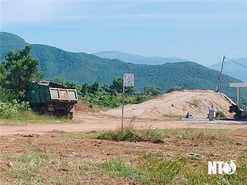 Xử phạt 320 triệu đồng đối với hoạt động sản xuất cát nhân tạo không có giấy phép môi trường